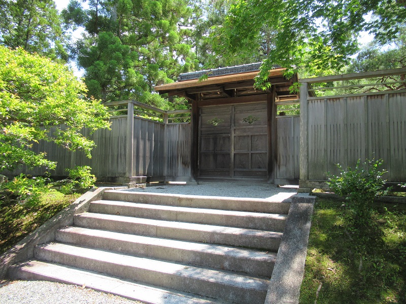 Porte Omotesomon・Porte Miyukimon2